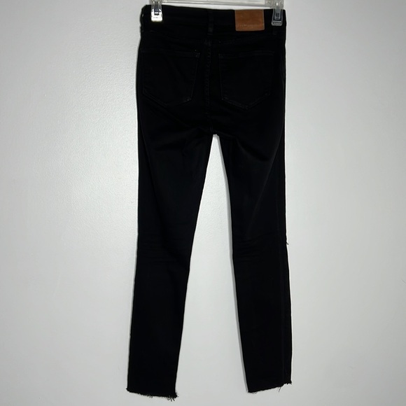 J Crew lookout high rise skinny black busted knee jeans, size 24 - Picture 9 of 11
